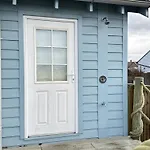 Blue Anchor House - Part Of The The Bay Filey Village With Pool, Gym And Direct Access, Pub, Restaurant, Tennis And Meadows Walks Holiday home