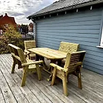 Blue Anchor House - Part Of The The Bay Filey Village With Pool, Gym And Direct Access, Pub, Restaurant, Tennis And Meadows Walks