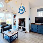 Feriehus Blue Anchor House - Part Of The The Bay Filey Village With Pool, Gym And Direct Access, Pub, Restaurant, Tennis And Meadows Walks *