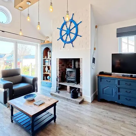 Сasa de vacaciones Blue Anchor House - Part Of The The Bay Filey Village With Pool, Gym And Direct Access, Pub, Restaurant, Tennis And Meadows Walks *