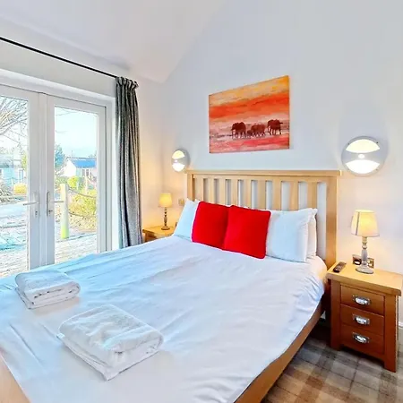 Сasa de vacaciones Blue Anchor House - Part Of The The Bay Filey Village With Pool, Gym And Direct Access, Pub, Restaurant, Tennis And Meadows Walks
