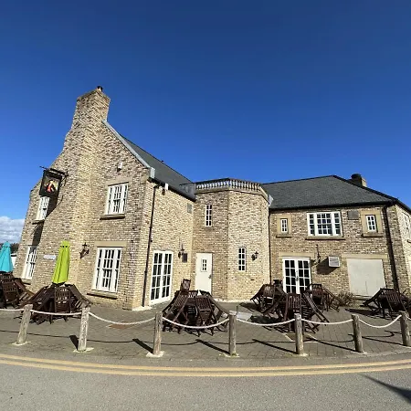 Casa de Férias Blue Anchor House - Part Of The The Bay Filey Village With Pool, Gym And Direct Access, Pub, Restaurant, Tennis And Meadows Walks Reighton