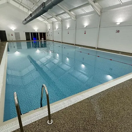 Blue Anchor House - Part Of The The Bay Filey Village With Pool, Gym And Direct Access, Pub, Restaurant, Tennis And Meadows Walks Casa de Férias Reighton