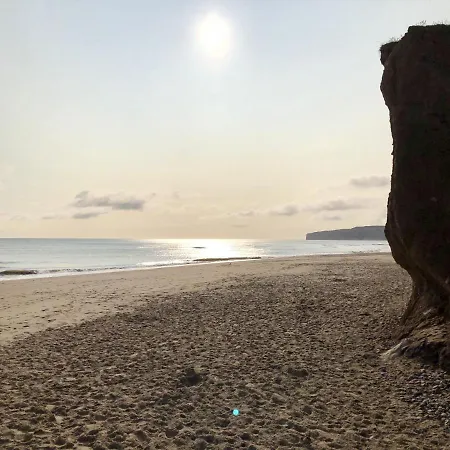 Blue Anchor House - Part Of The The Bay Filey Village With Pool, Gym And Direct Access, Pub, Restaurant, Tennis And Meadows Walks Casa de Férias