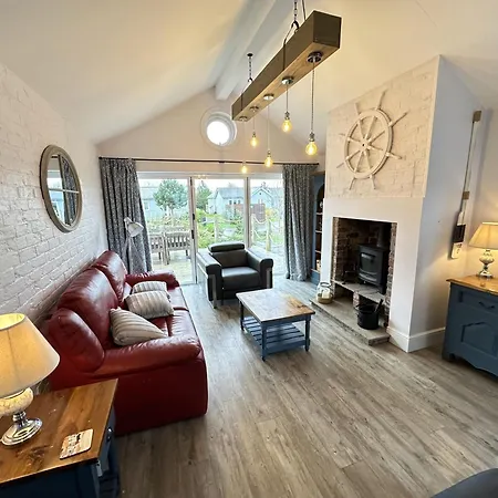 Blue Anchor House - Part Of The The Bay Filey Village With Pool, Gym And Direct Access, Pub, Restaurant, Tennis And Meadows Walks Casa de Férias